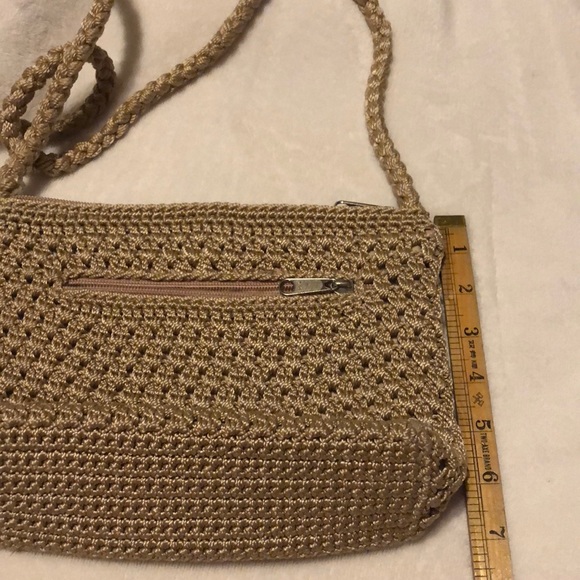 👜 Adorable woven purse 👜 - Picture 5 of 6